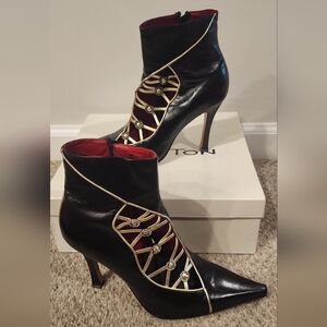 Vero Cuoio Gold and Black Heeled Boots with Stiletto Heel